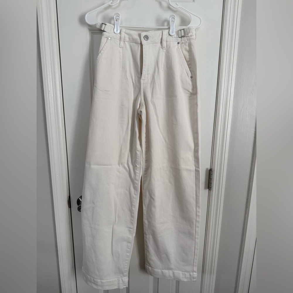NWOT Risen Jeans Cream Size 1/25